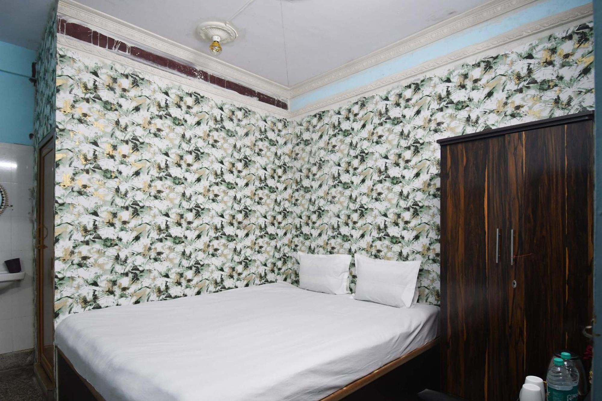 Hotel O Blue Cherry Guest House Calcutta Eksteriør billede